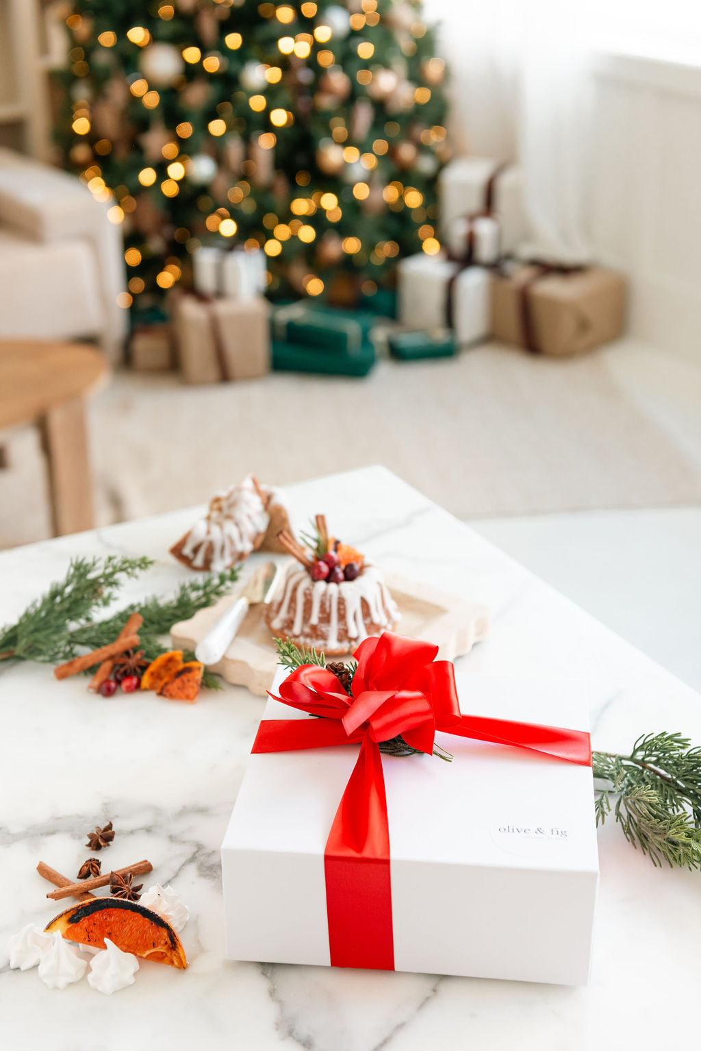 Holiday Smash Charcuterie Box