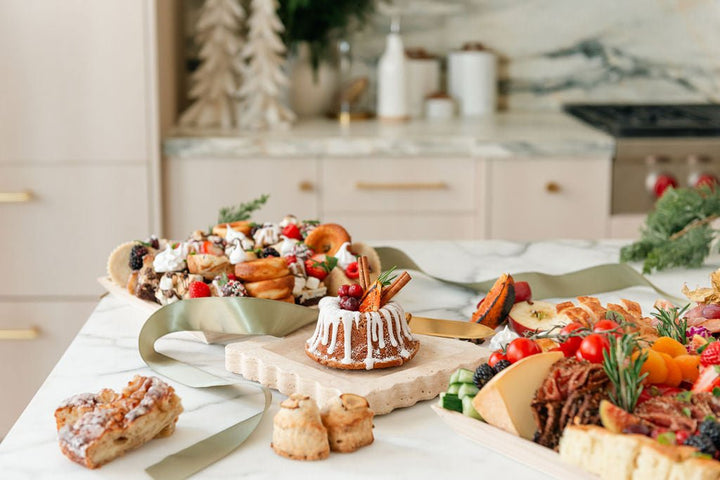 Mini Pecan Spice Cake - Olive & Fig