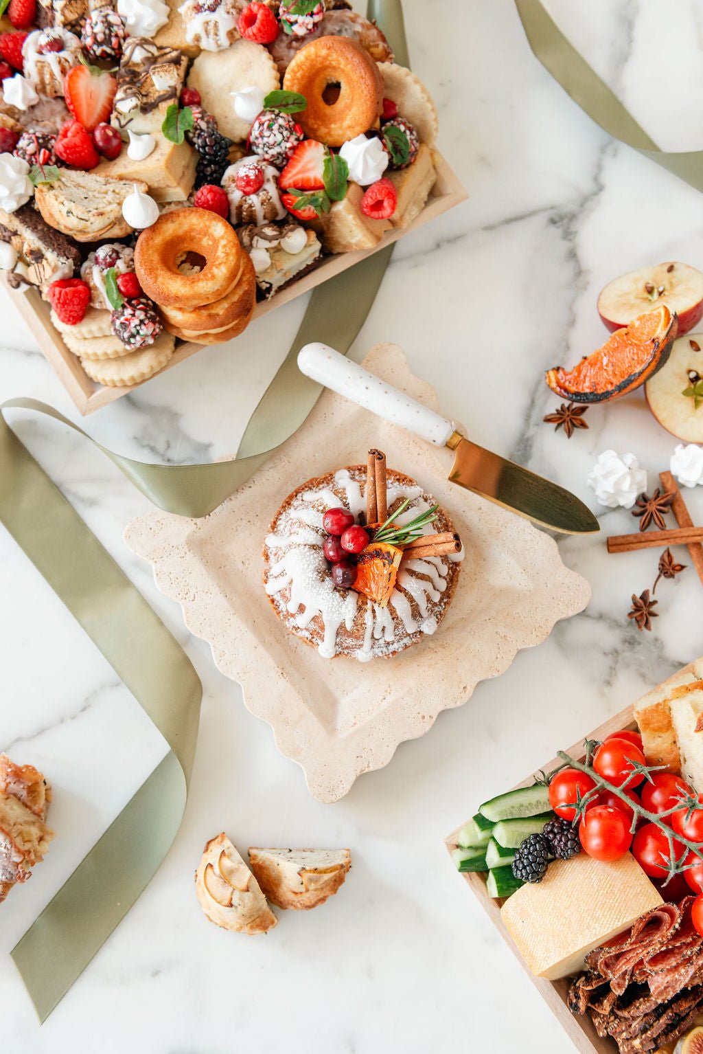 Mini Pecan Spice Cake - Olive & Fig