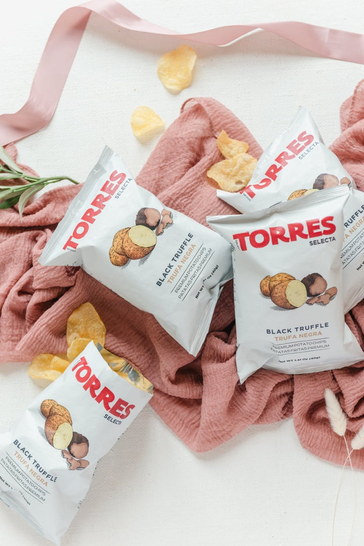 Torres Selecta Black Truffle Potato Chips (40g) - Olive & Fig