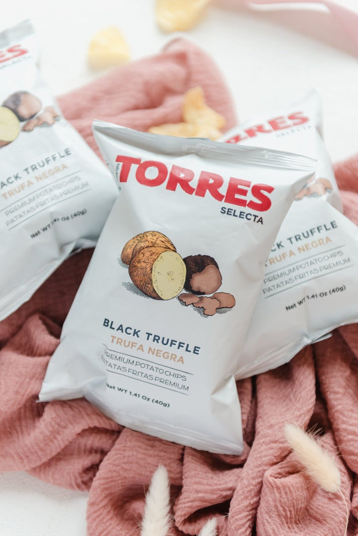 Torres Selecta Black Truffle Potato Chips (40g) - Olive & Fig