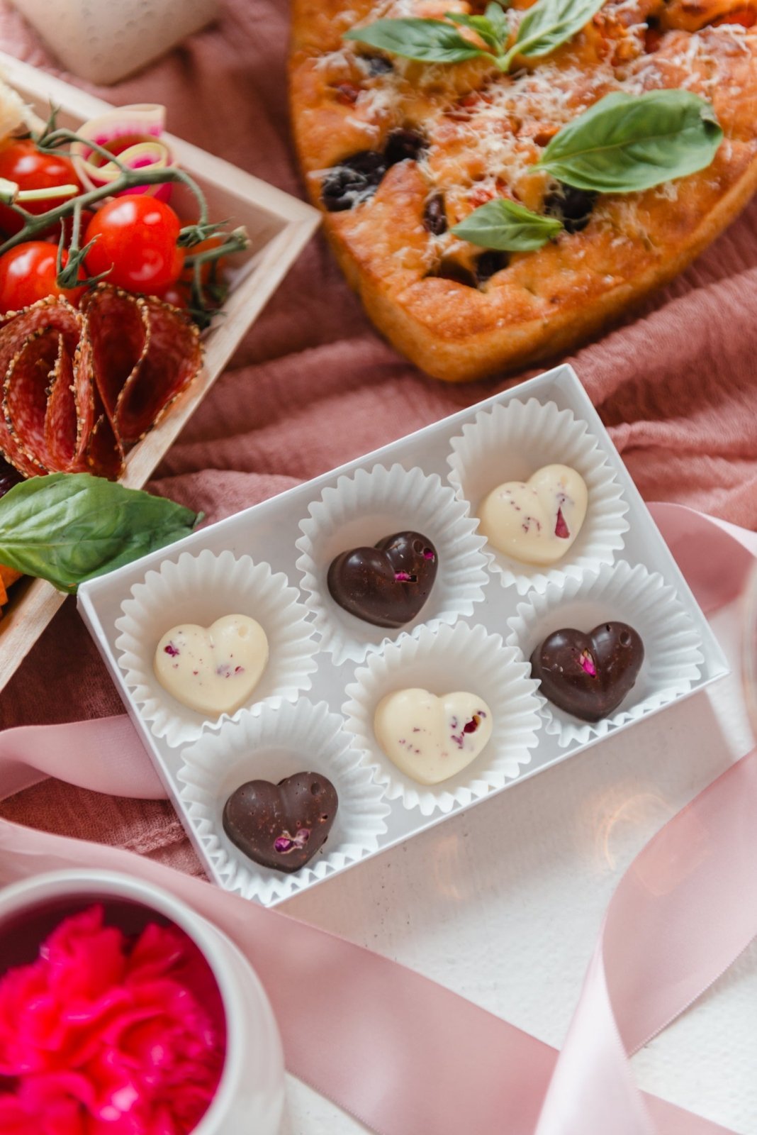 Mini Heart Chocolate Bites - Olive & Fig